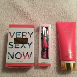 Victoria secret set